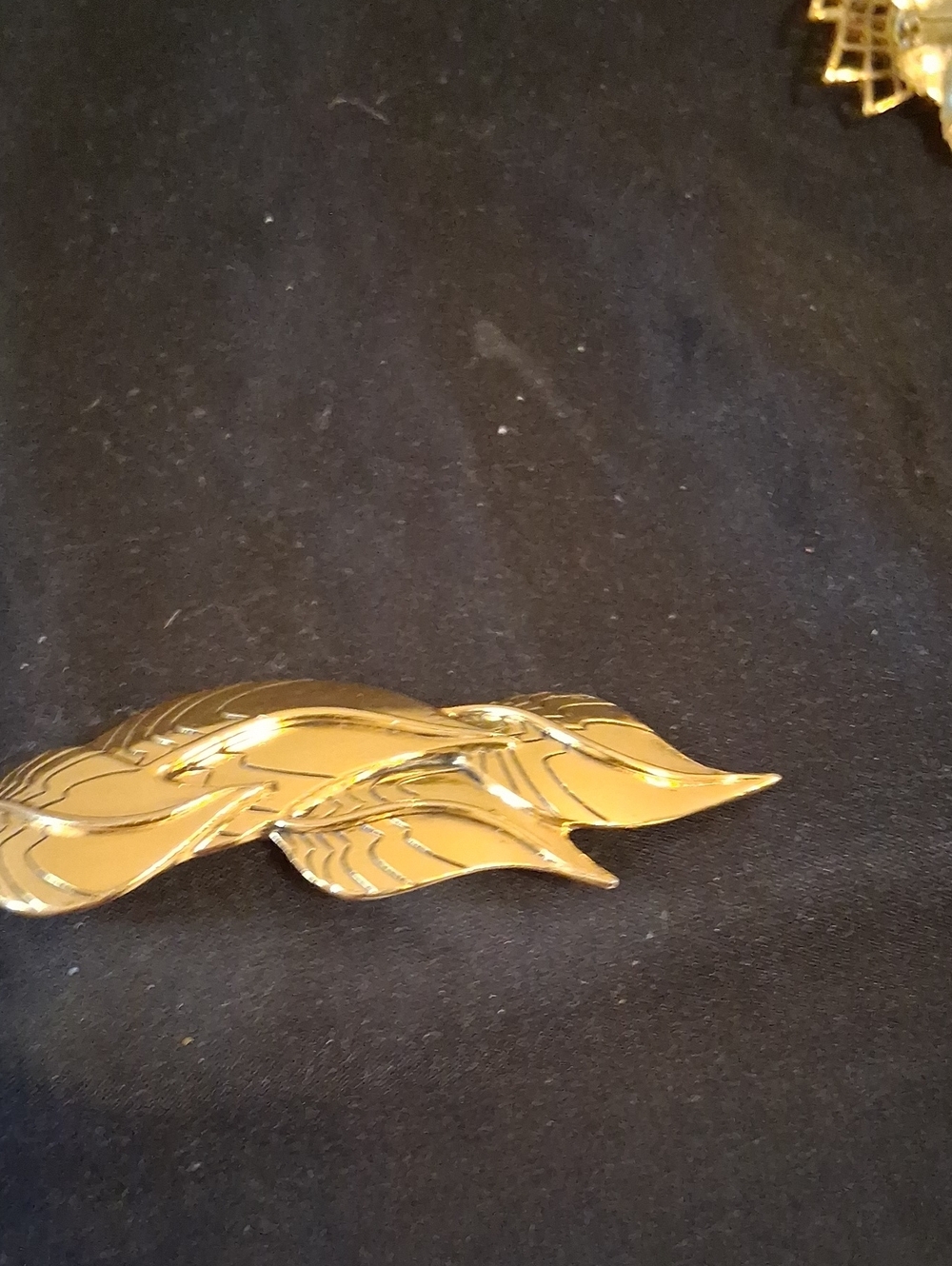 Brooch Pin - Picture 4 of 4